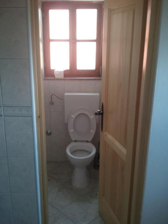 Bungalows Rizvan City Brusane Room photo